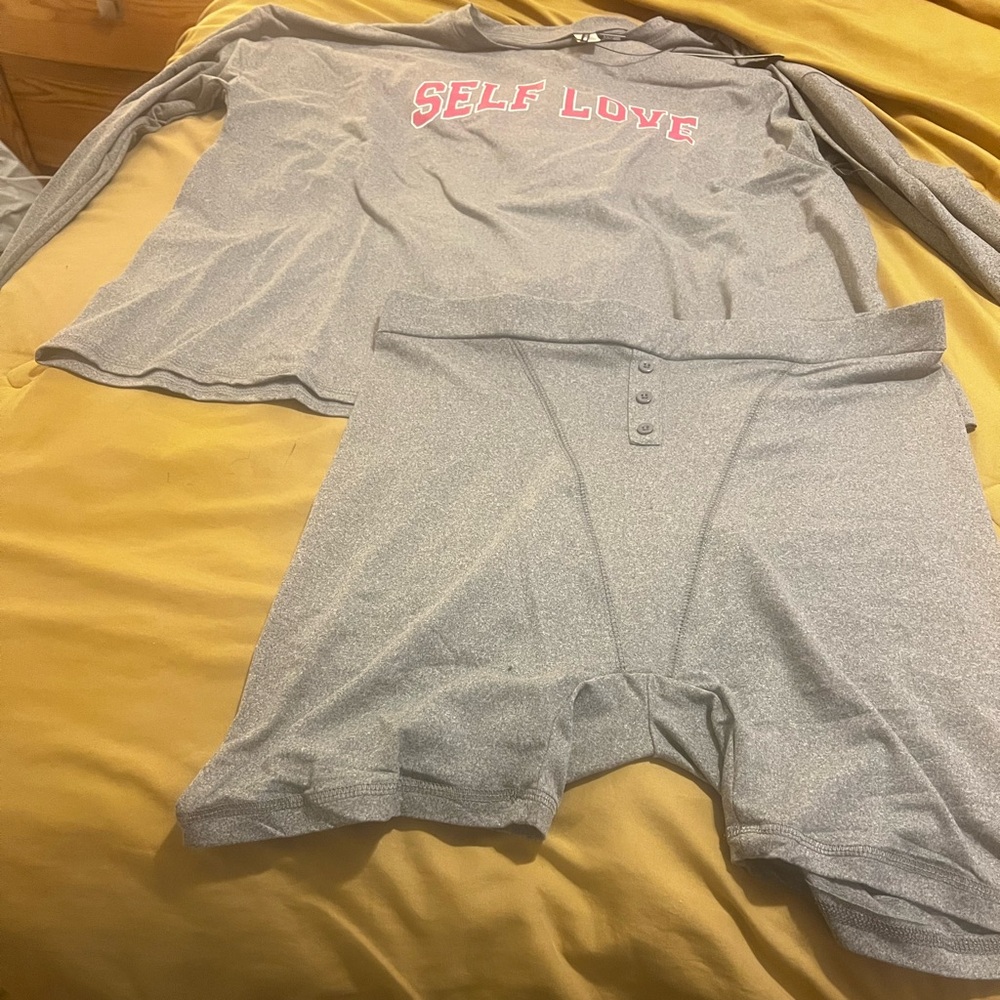 Pajamas size 1X